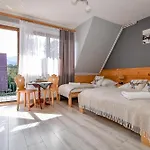 Zakopianskie U Eweliny Bed & Breakfast 3*